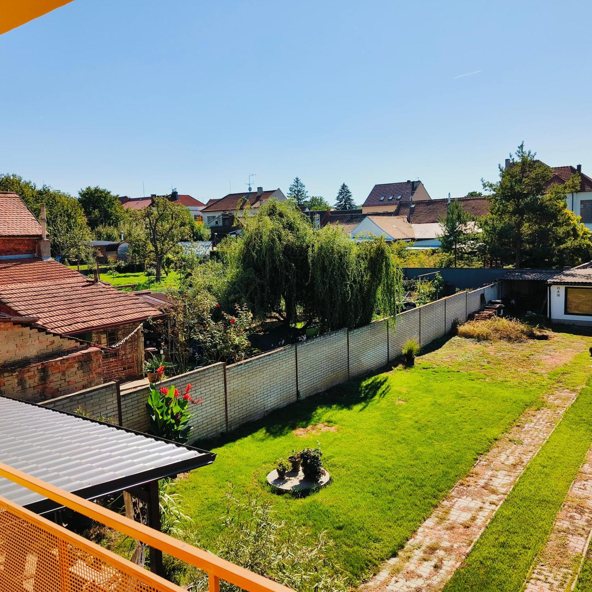 Cervena Cesta Apartment Kunovice Exterior foto